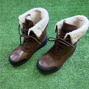 UGG Tan and Cream Women's Winter Boots